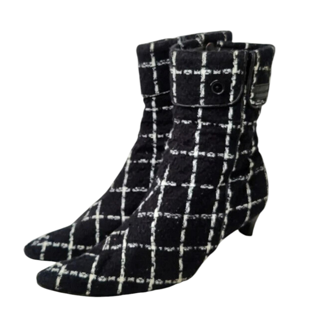 Vintage Black Tweed Booties Size US 8.5